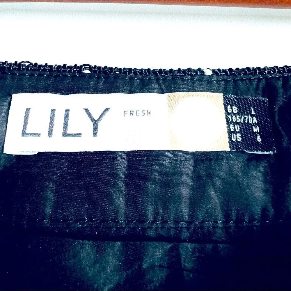 Lily whether worn